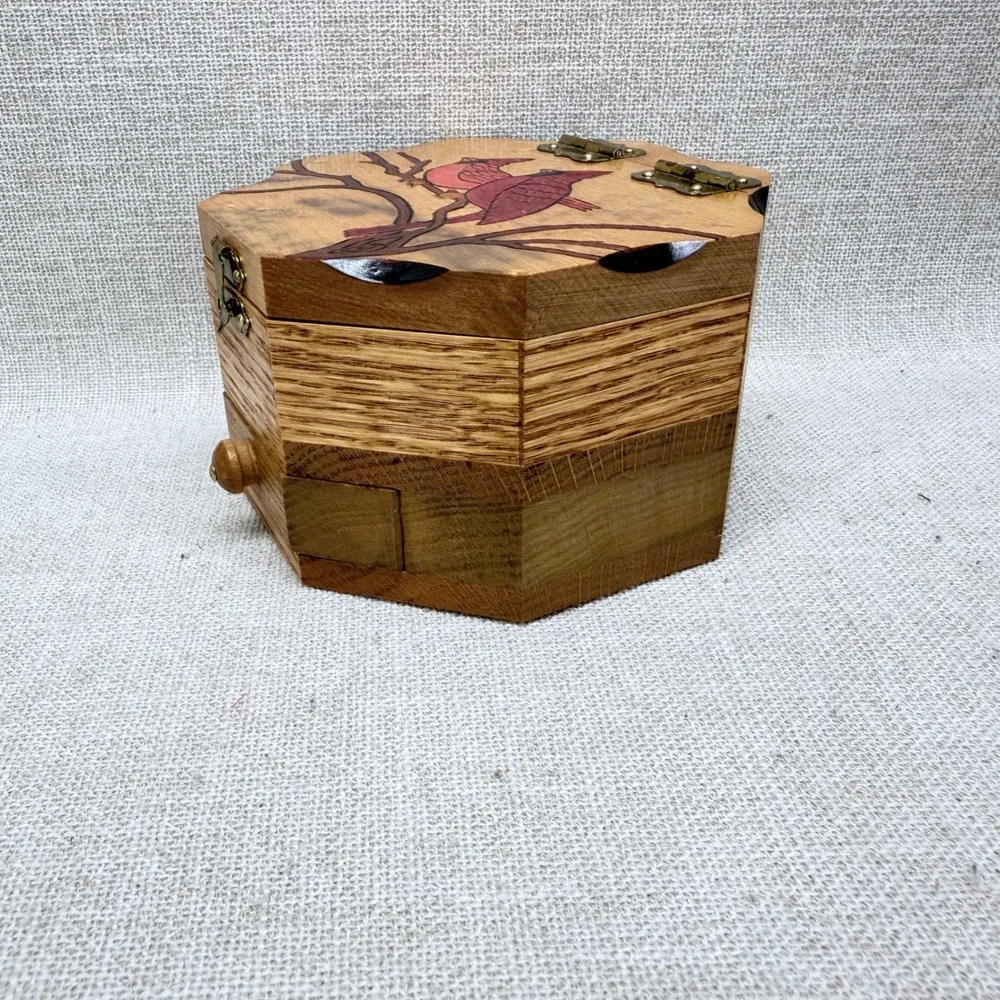 Grampa's Workshop Handcrafted Wood Cardinal Jewelry Box Octagon Maine Folk Art